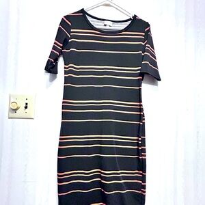 Lularoe Dress Women's Size S Short Sleeve black/ orange stripped Comfortable